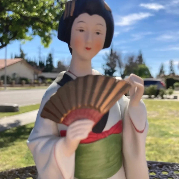 Ceramic Japanese Lady Figurine Vintage - Picture 3 of 6